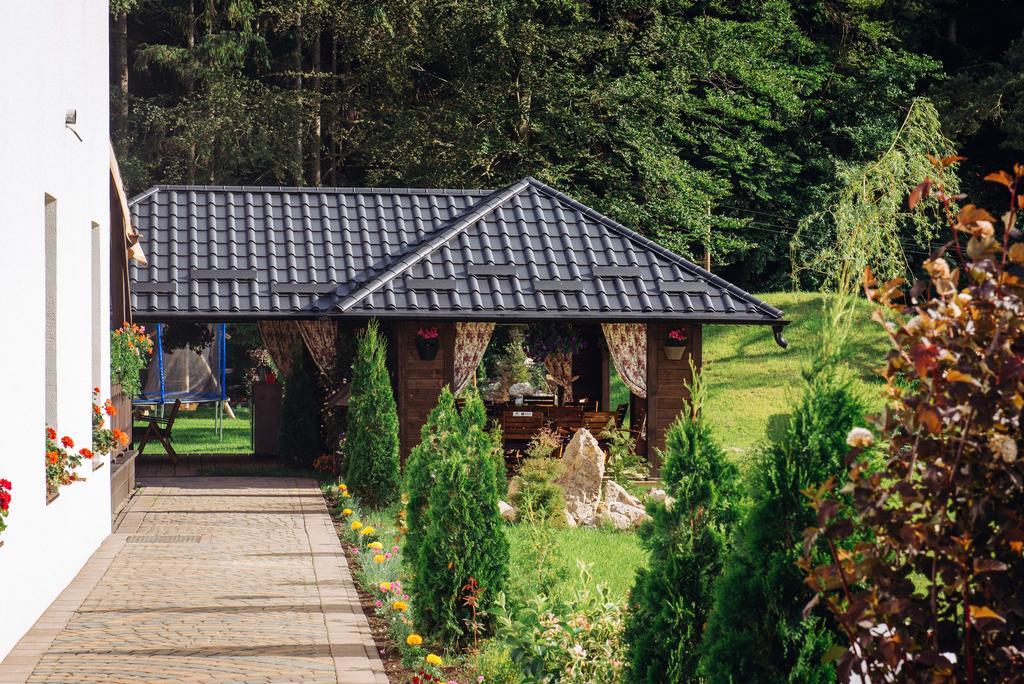 Hotel La Conac In Bucovina Gura Humorului Exterior foto