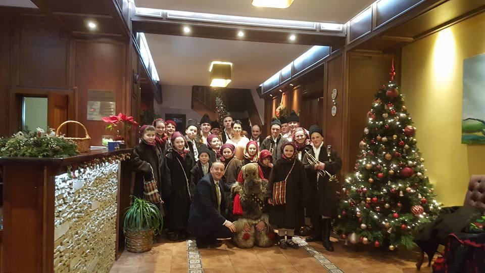 Hotel La Conac In Bucovina Gura Humorului Exterior foto